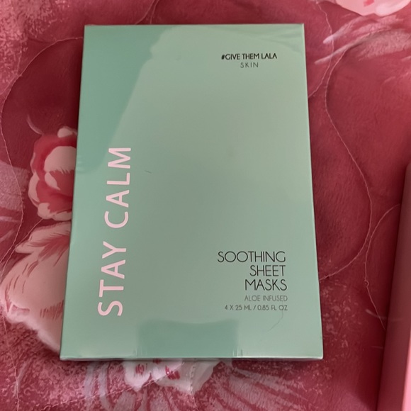 Mask set - Picture 2 of 2